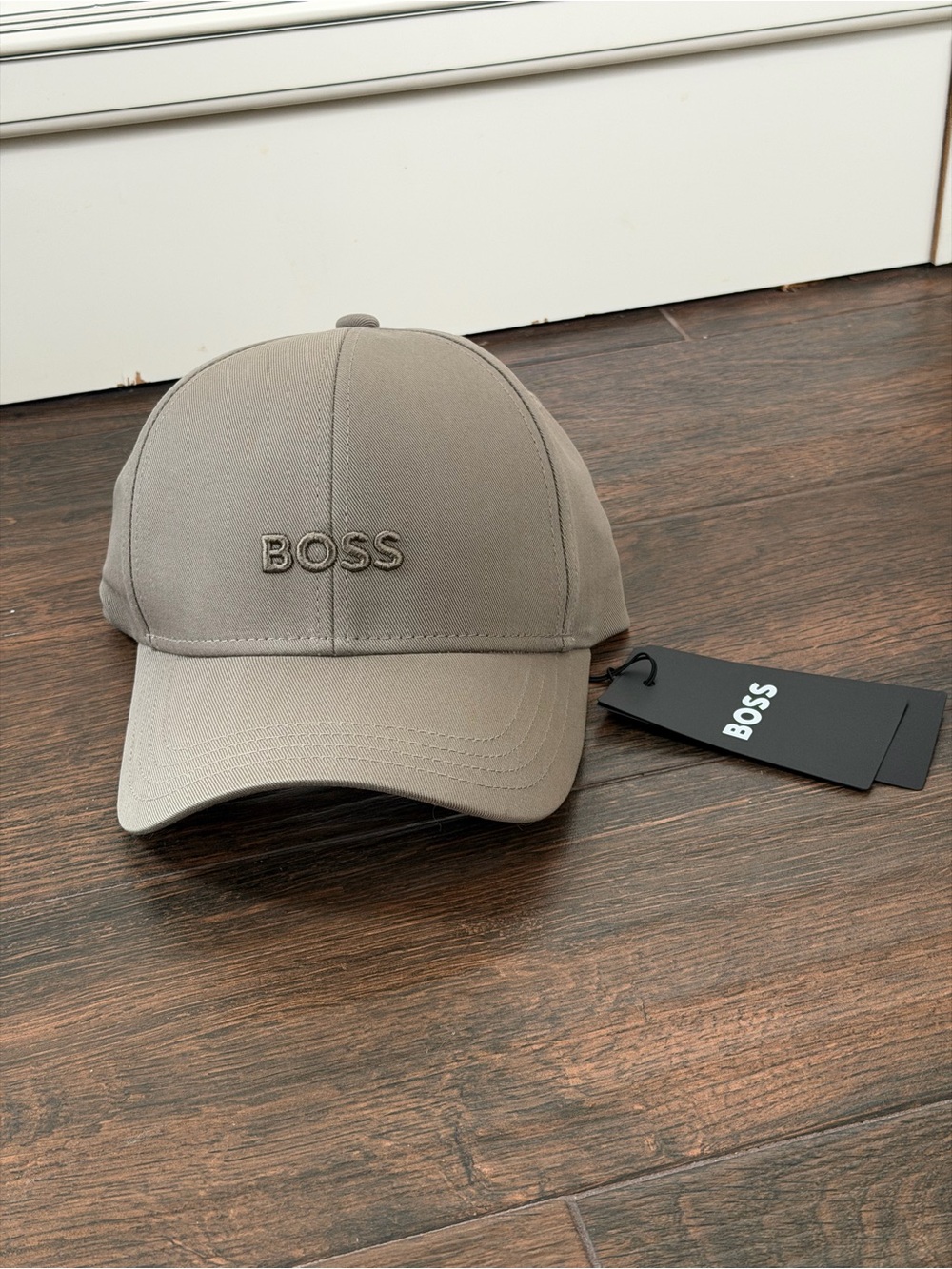 NWT Boss Khaki Logo Baseball Cap, men’s sports hat, one size athletic